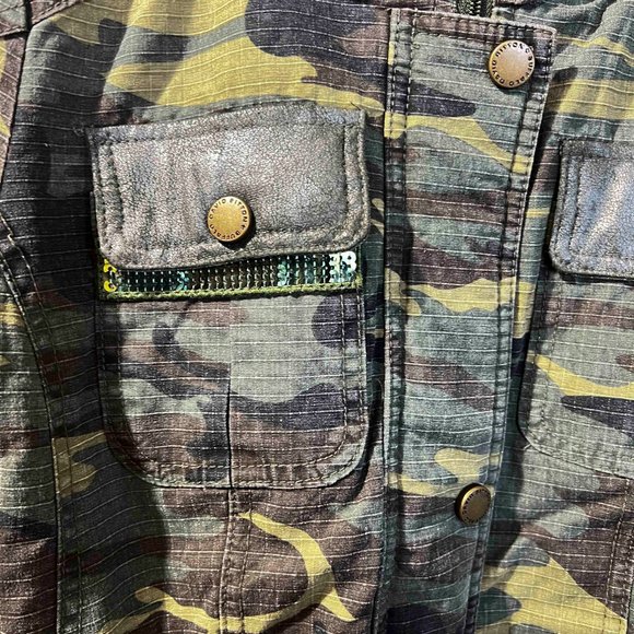 Buffalo David Bitton Women's Winter Camo Jacket Size XS Removable hood USED - Picture 4 of 14